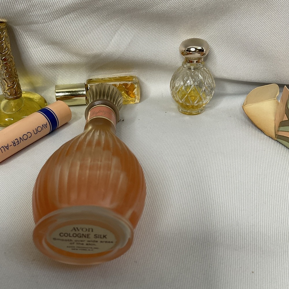 Vintage Avon Lot Elusive Charisma Unforgettable Concealer Here's My Heart - Picture 12 of 16